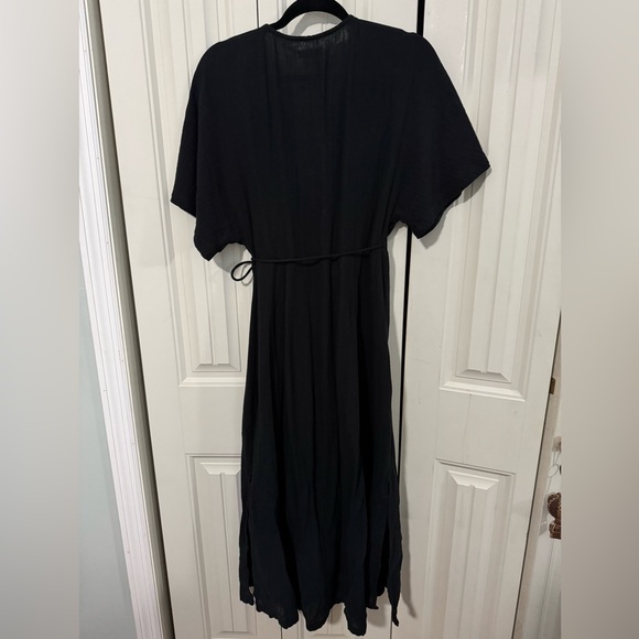 Outerknown ritual wrap dress - Picture 2 of 2